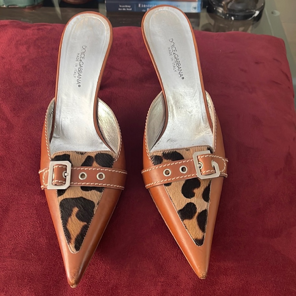 Dolce Gabbana 38 1/2 used